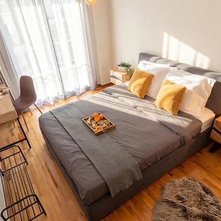 Apartment Haven - Spacious Urban Thessaloniki